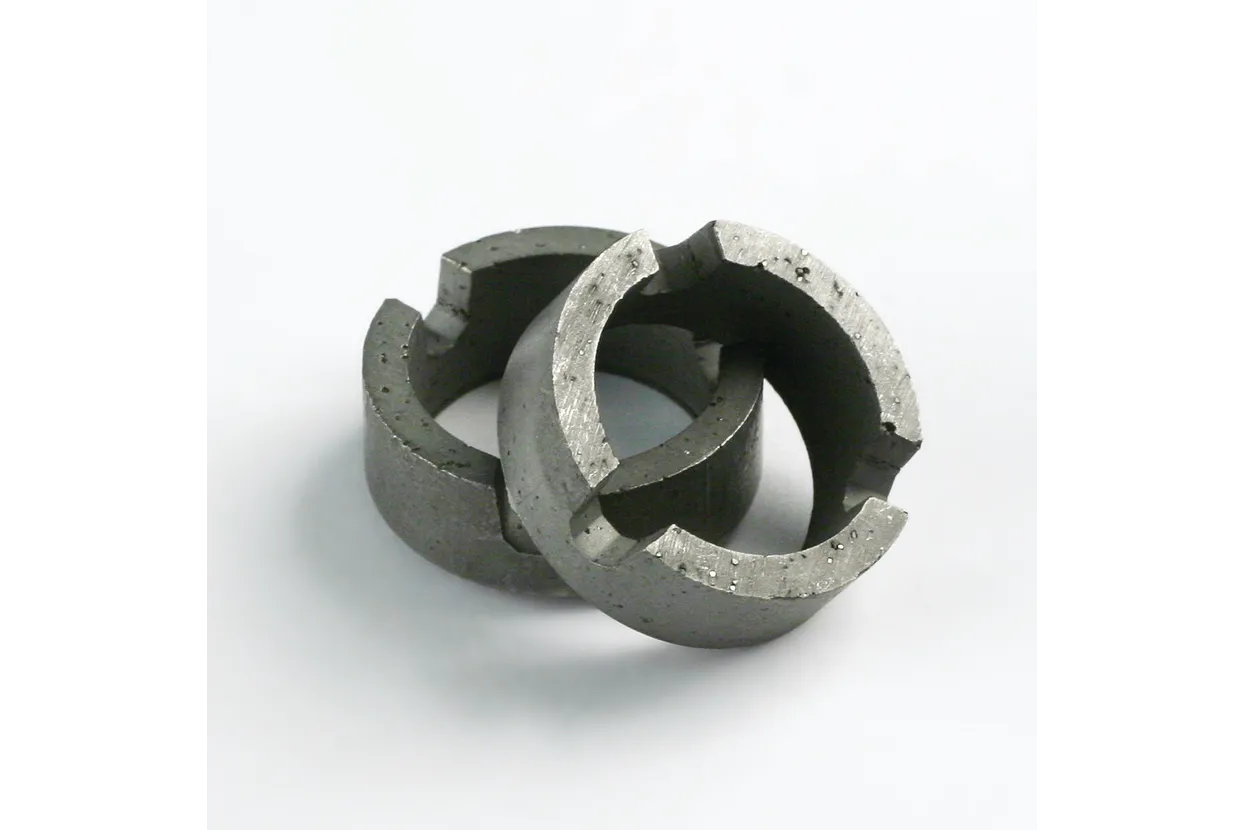 B828 Crown Rings